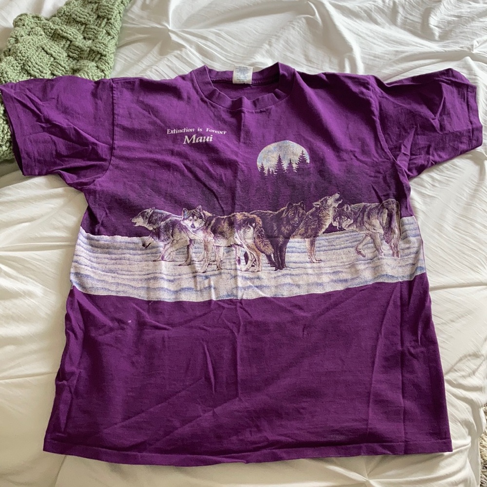 vintage wolf graphic tee